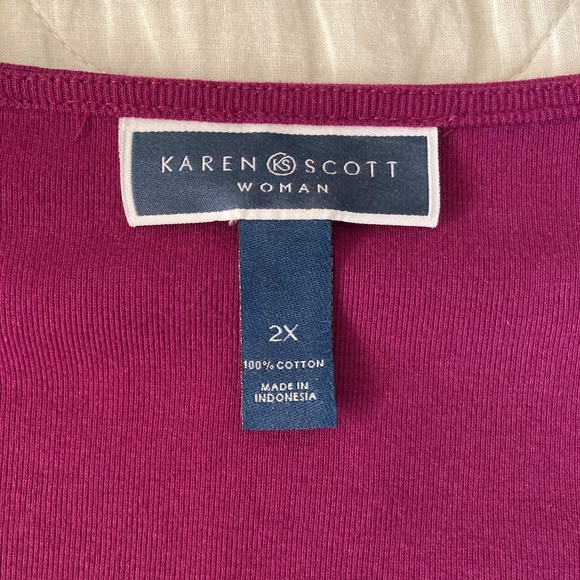 V-neck top - Picture 4 of 4